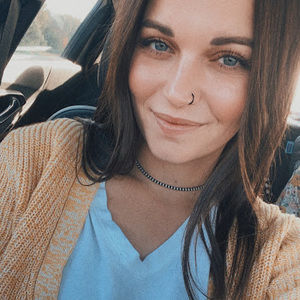 Meet your Posher, Hailey